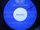 RARE NORTHERN SOUL - HYMES SISTERS - Walking around the town  - LISTEN