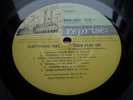 FLEETWOOD MAC PETER GREEN THEN PLAY ON 1st UK LARGE STEAM BOAT ToP AuDiO BlUeS