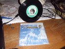 ancien vinyle ,  l idole des jeunes johnny hallyday