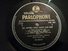THE BEATLES SGT PEPPER LP , RARE LABEL ERROR OMITS A DAY IN THE LIFE TRACK ,