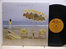 NEIL YOUNG On The Beach ORIG 1974 LP RARE Floral Inner NEAR MINT Vinyl