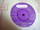 NM GOLD HMV 45 - ALMA COGAN - NEVER DO A TANGO WITH AN ESKIMO - FACTORY SAMPLE