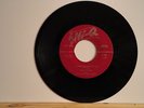 ROY HALL - THREE ALLEY CATS  ROCKABILLY  VG++