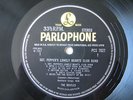 The Beatles LP Sgt. Pepper 1st UK press STEREO Yellow Black Parlophone PCS 7027