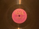 DISCO PIZARRA 78rpm - LA DANZA DE LOS CUCOS - STAN LAUREL OLIVER HARDY --