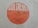SWEATY BETTY Every Little Thing RARE Oz 70s Prog Rock (Beatles Fleetwood Mac) 45