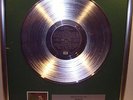 Queen News of the World platin Schallplatte goldene