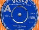 THE ZOMBIES*IS THIS A DREAM*DEMO MOD*LISTEN