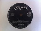 ROUND ROBIN-KICK THAT LITTLE FOOT SALLY ANN.R&B/SOUL 45.OZ PRESS.