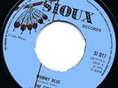 THE CIRCLES - MAMMY BLUE - LISTEN