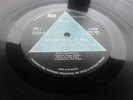 PINK FLOYD 1973 UK LP DARK SIDE OF THE MOON SOLID BLUE TRIANGLE POSTER CARDS
