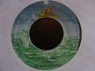 BLACK UHURU – LET US PRAY – JR 7