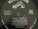 Elvis Presley LP US Army Pressung LPM 1254-C PX Aufkleber