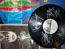 KISS RECORD SIGNED  / ACE FREHLEY / KISS SIGNED DYNASTY RECORD, INSERT COVER WOW