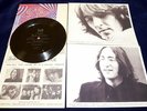The Beatles 1968 SIXTH CHRISTMAS UK FAN CLUB FLEXI + INSERT+ 2 SUPERPIX PHOTO’S.