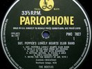 BEATLES SGT PEPPER MONO UK 1st PRESS PLUS RED & WHITE INNER & CUT OUTS