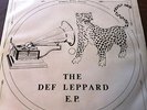 THE DEF LEPPARD E.P,1978,RED LABEL,W/LYRIC SHEET,BLUDGEON RIFFOLA,EX