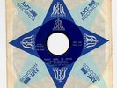 Northern Soul 45 THE ATTRACTIONS That Girl is Mine BELL 674 w/ Sleeve Great