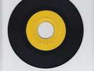 BLANK(D H PRE)/KISS A FINGER - JACKIE BERNARD & THE KINGSTONIANS (ROCKSTEADY 7