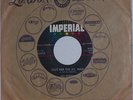 ART ROBERTS - GIVE HER THE THE AX, MAX.  KILLER  ROCKABILLY.  NM.  45 LISTEN.