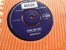 WINSTON G judge and jury / mother fergusons love dust UK MOD FREAKBEAT DANCER 45