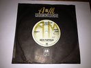 Sex Pistols - God Save The Queen/No Feeling