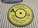 ROY ORBISON 45 RARE   7 DEMO BREAKIN UP LONDON  1965 PLAYS NICE  