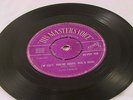 ELVIS PRESLEY. I'M LEFT, YOU'RE RIGHT, SHE'S GONE. HMV 45-POP 428 (SILVER)