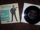 johnny hallyday  rare 45t vogues presage denmark pochete bon etat disques  vg +