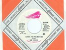 SUE VICKERS / U.S. Press MOODY BLUES Threshold Label 45 : HEAR