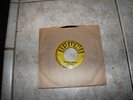 ELVIS PRESLEY THATS ALL RIGHT & BLUE MOON OF KENTUCKY Very  Rare