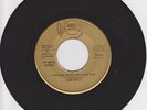 GENE DAVIS - MOVING UP ON THE DOWN SIDE / A TOUCH OF YOUR LOVE - GOLDEN WHEELS