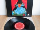MOUNTAIN CLIMBING JAPAN PRESS IN MINT- 