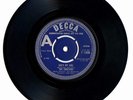 The ENDEVERS She's my girl top PSYCH Fuzz Mod 7
