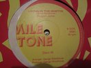 Hopeton Junior Living in The ghetto Killer Roots 12