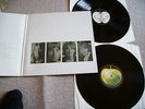 BEATLES-WHITE ALBUM UK PRESS PCS 7067/8 POSTER UND BILDER ARCHIVE ALBUM