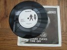 TRONICS : SHARK F*** (7