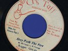 1022 REGGAE GEORGE-STOP PUSH THE FIRE-CRY TUFF-PRINCE FARI-  REGGAE 45 7