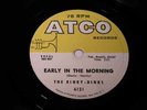 THE RINKY DINKS (BOBBY DARIN) / EARLY IN THE MORNING/NOW WERE ONE- 78rpm / ROCK