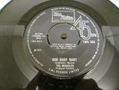 RARE VINYL RECORD- THE MIRACLES- OOO BABY BABY- VERY GOOD CONDITION- SWEET AUDIO