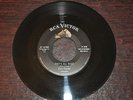 Elvis Presley 45 Record NO sleeve 47-6380 That's All Right Blue Moon of Kentucky