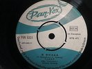 GREEK 45 RPM-TAMMY-KOSTAS XENAKIS-I OMADA-TA HERIA MOY-EXC 