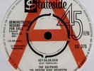 DOLPHINS   HEY-DA-DA-DOW   1965 UK 