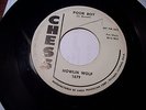 HOWLIN' WOLF  - POOR BOY // SITTIN ON TOP OF THE WORLD  CHESS  PROMO    - MINT-