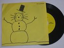 Beat Happening - Look Around b/w That Girl early K w/ K News & Notes from calvin