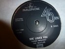 THE BEATLES  45-SOLID CENTRE 