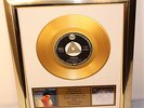 Elvis Presley, O Sole Mio, Golden Record, goldene Schallplatte, platin, Award