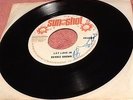 DENNIS BROWN  LET LOVE IN  SUN SHOT 7