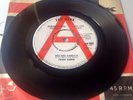 Freddy Cannon-Buzz Buzz A-Diddle-It. Demo.