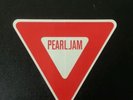 Yield [LP] Pearl Jam(Vinyl, Feb-1998, Epic USA)INCLUDES ORIGINAL SLEEVE&STICKER